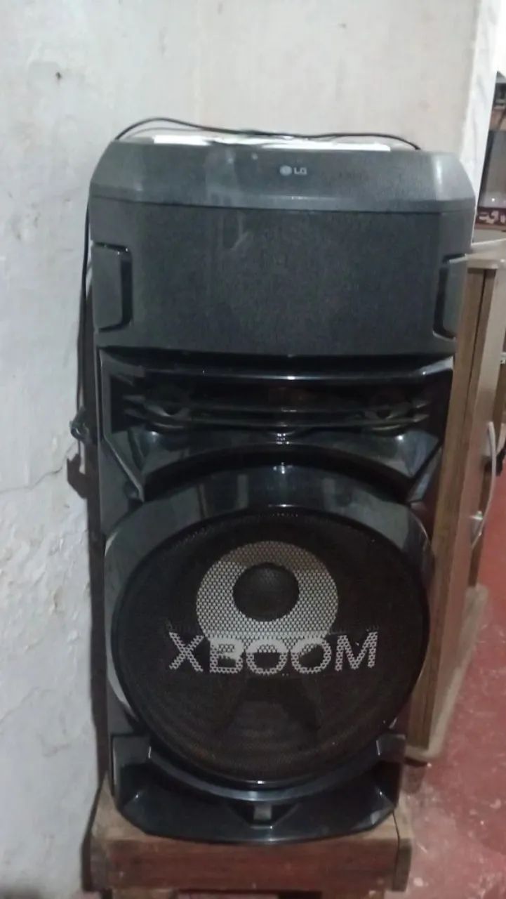 Caixa de Som LG XBOOM - Potente e com Design Moderno