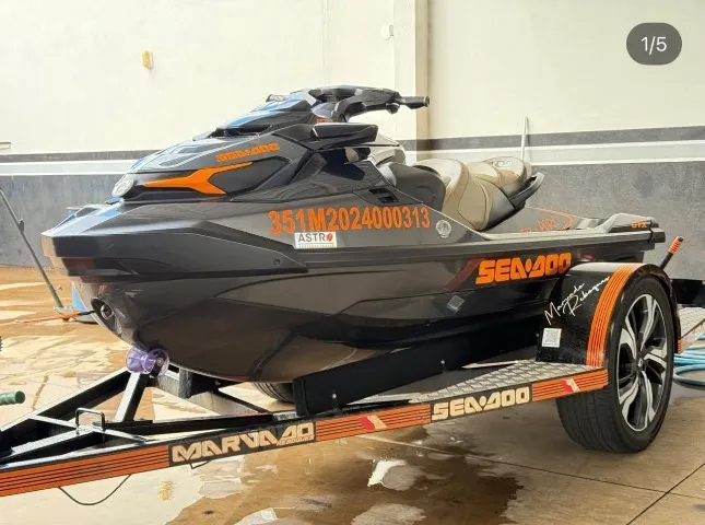 Jet Sky SEA DOO 230 / 2023