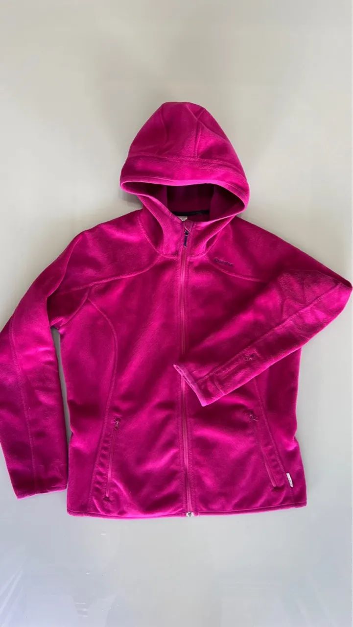 Jaqueta Fleece com capuz 