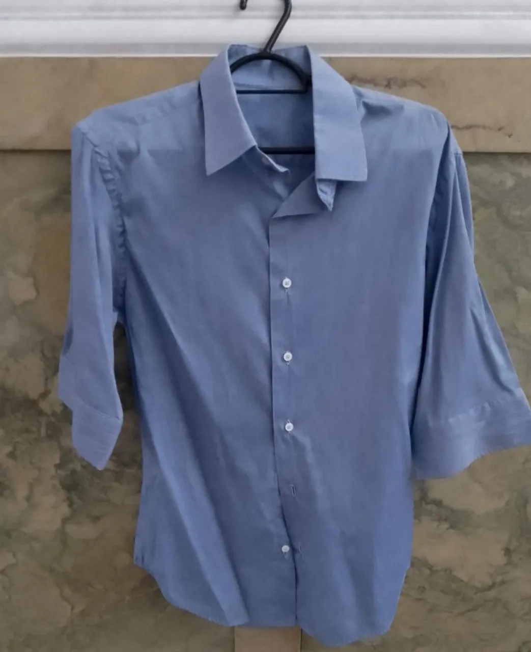 Três camisas sociais novas