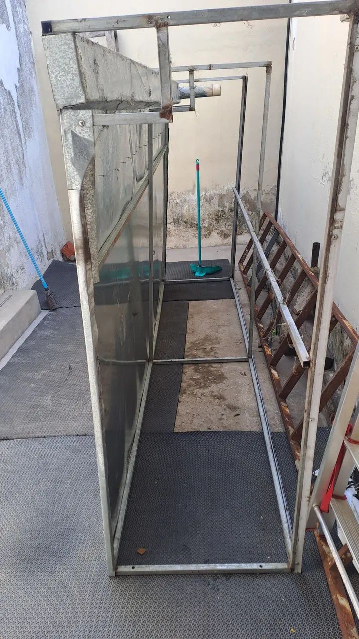 Vendo Toldo de zinco 1,5m x 2,76m x 0,60cm - Foto 2