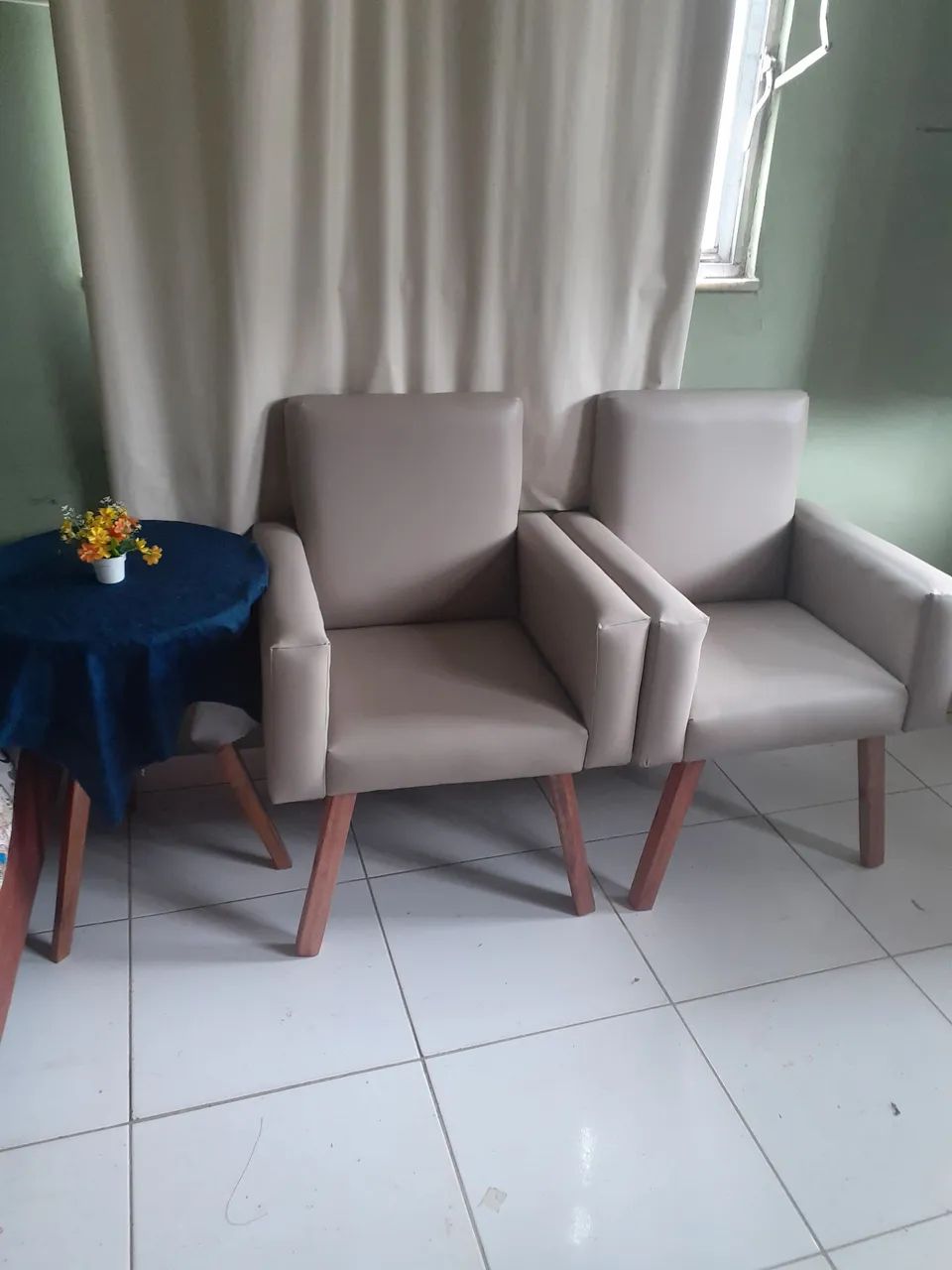  Poltronas em ótimo estado cada unidade 250 - Foto 2