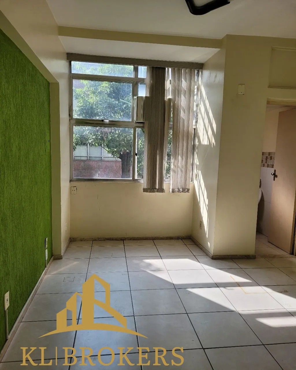 SALA COMERCIAL em VOLTA REDONDA - RJ, VILA SANTA CECÍLIA