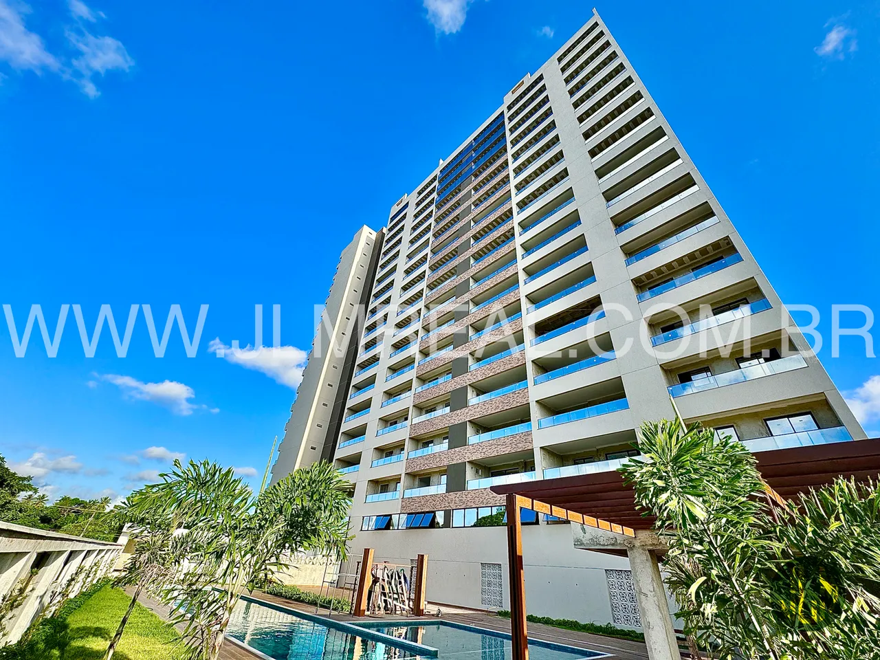 VENDO APARTAMENTO NOVO COM 125m², 3 QUARTOS NO BAIRRO ENG. LUCIANO CAVALCANTE - FORTALEZA