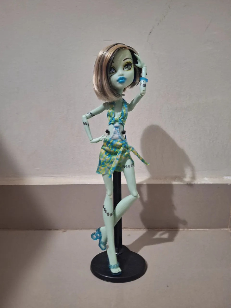 Frankie Stein Skull Shores Monster High