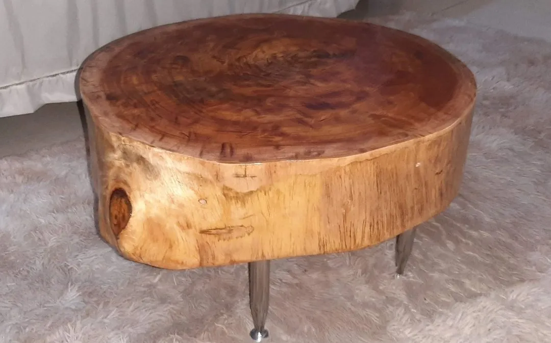 Mesa de centro de madeira rústica