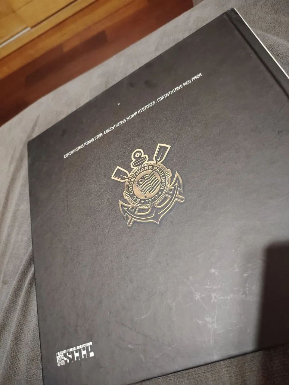 Livro Corinthians Bicampeão do Mundo - Foto 3