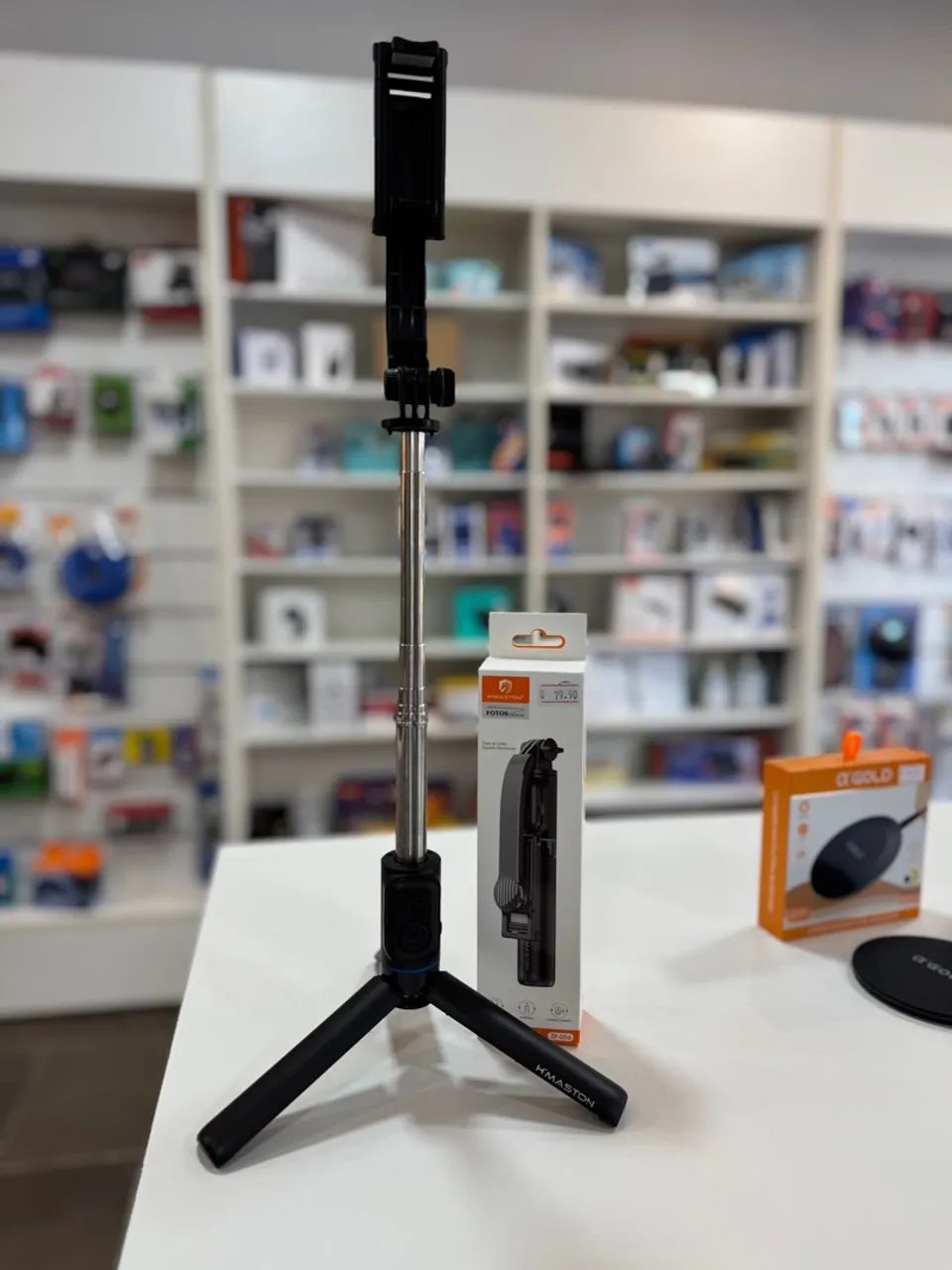 Tripé e Bastão de Selfie Bluetooth  - Foto 3