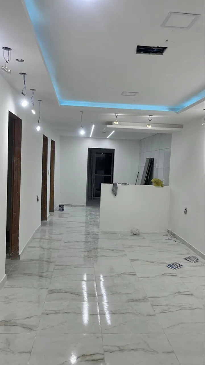 VENDO CASA RECÉM REFORMADA