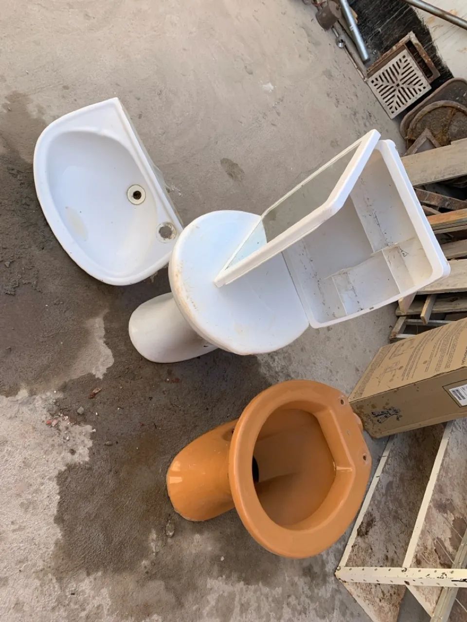 Vaso sanitário TUDO POR R$100,00