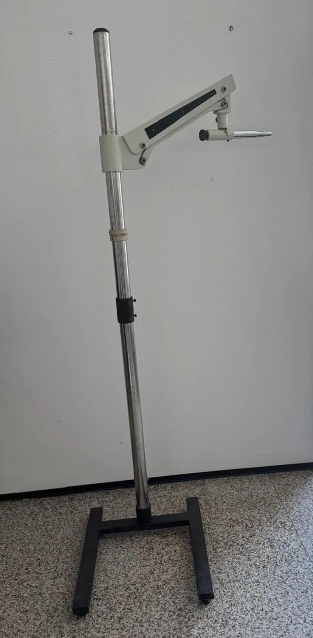 Coluna portátil para Greens (oftalmologia e optometria)