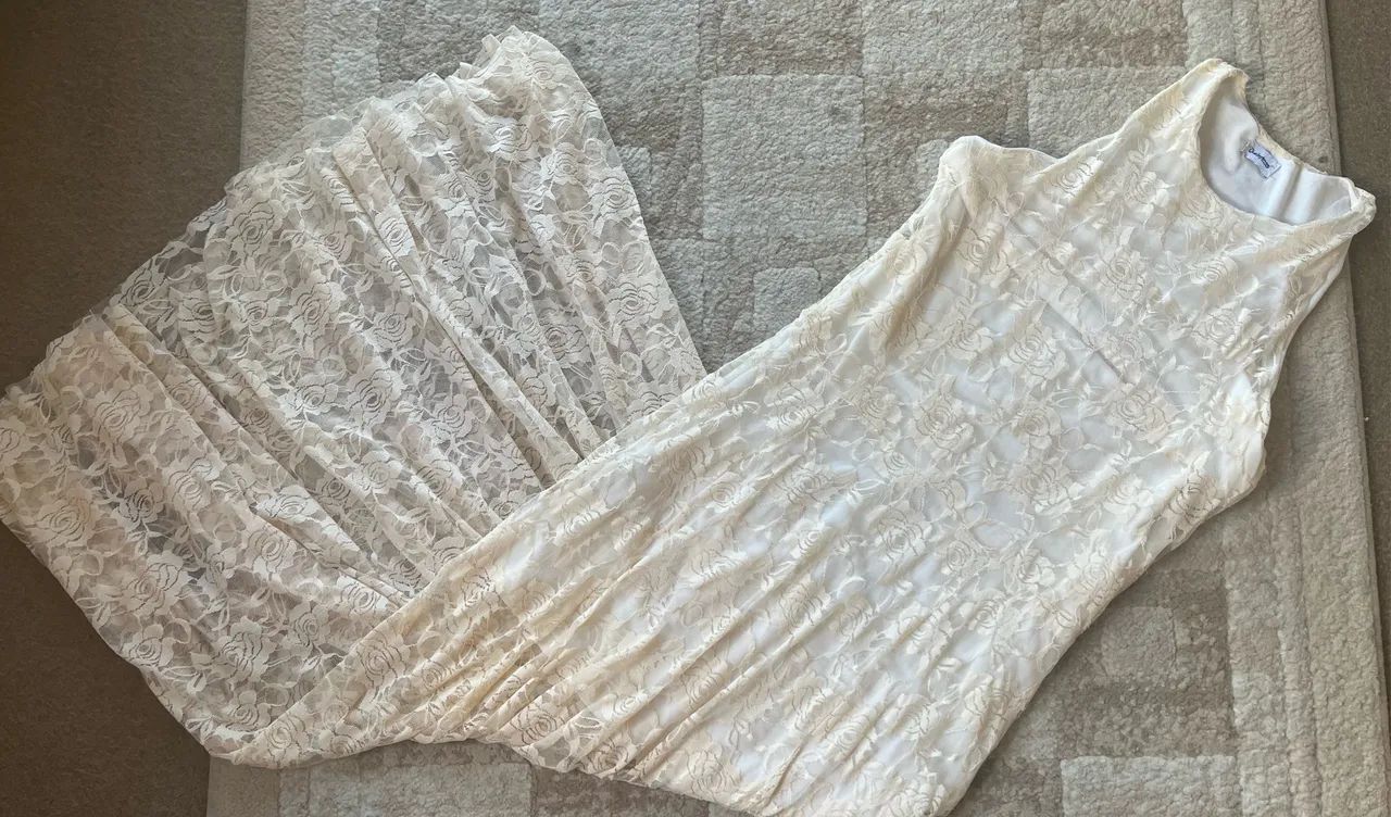 Vestido longo de renda 