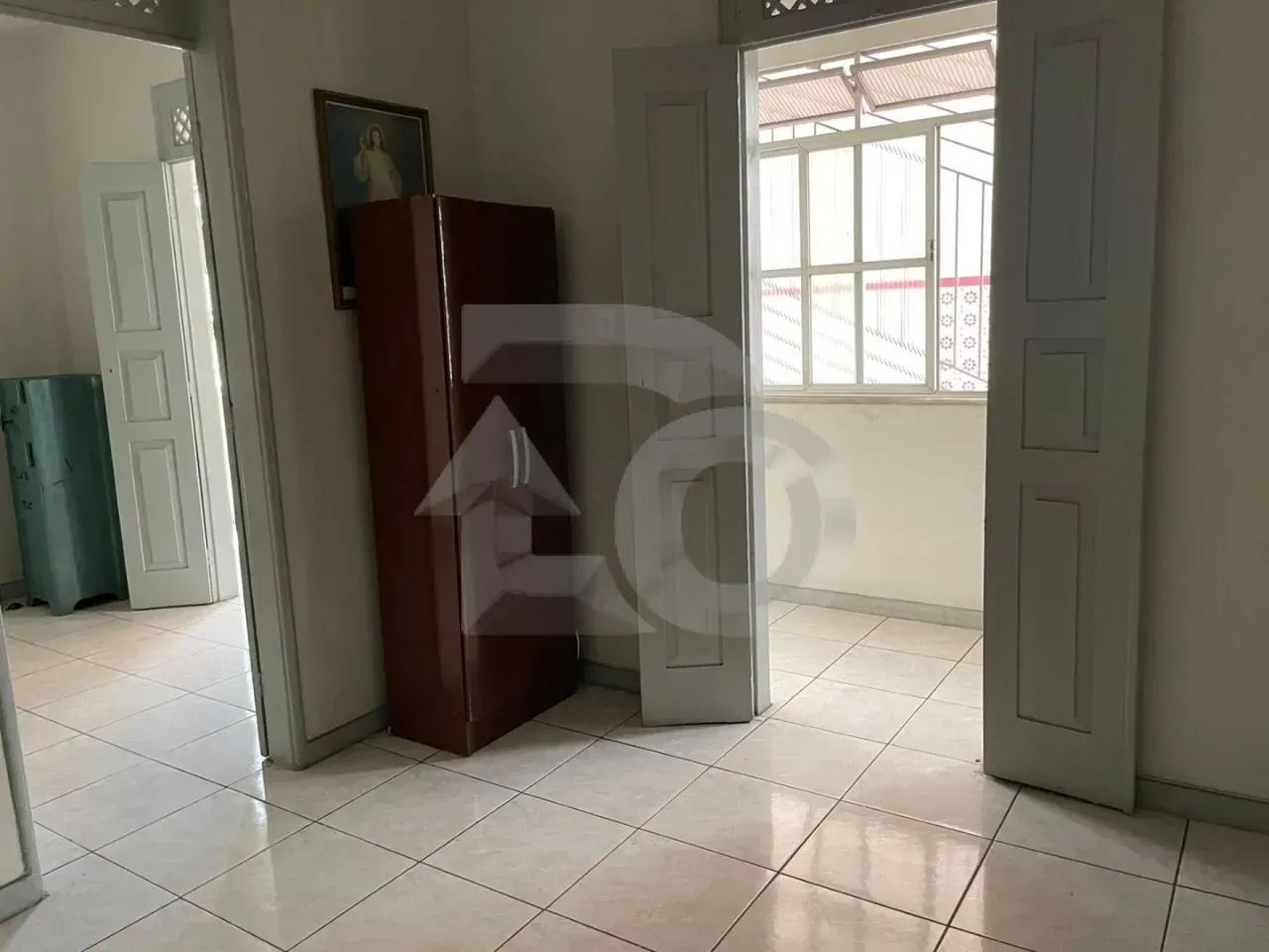 Casa à Venda com 5 Quartos e Excelente Localização no Santo Antônio - Foto 5