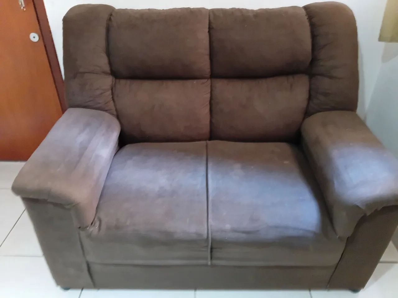 Vendo sofá 2 lugares (1,20m) - Ótimo estado! 