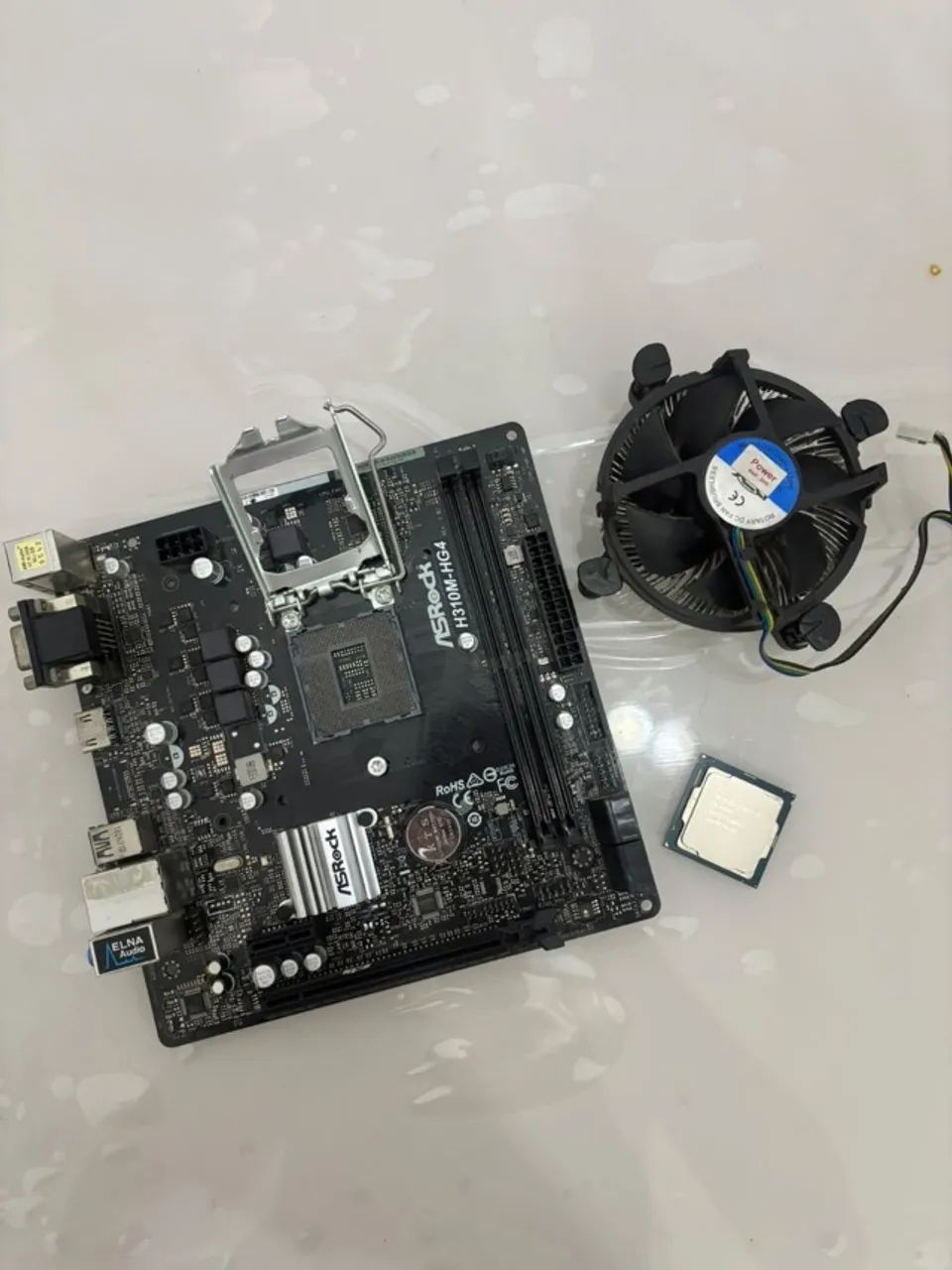 Kit Upgrade PC Intel Core i5 8ª Geração + Placa-Mãe + Cooler