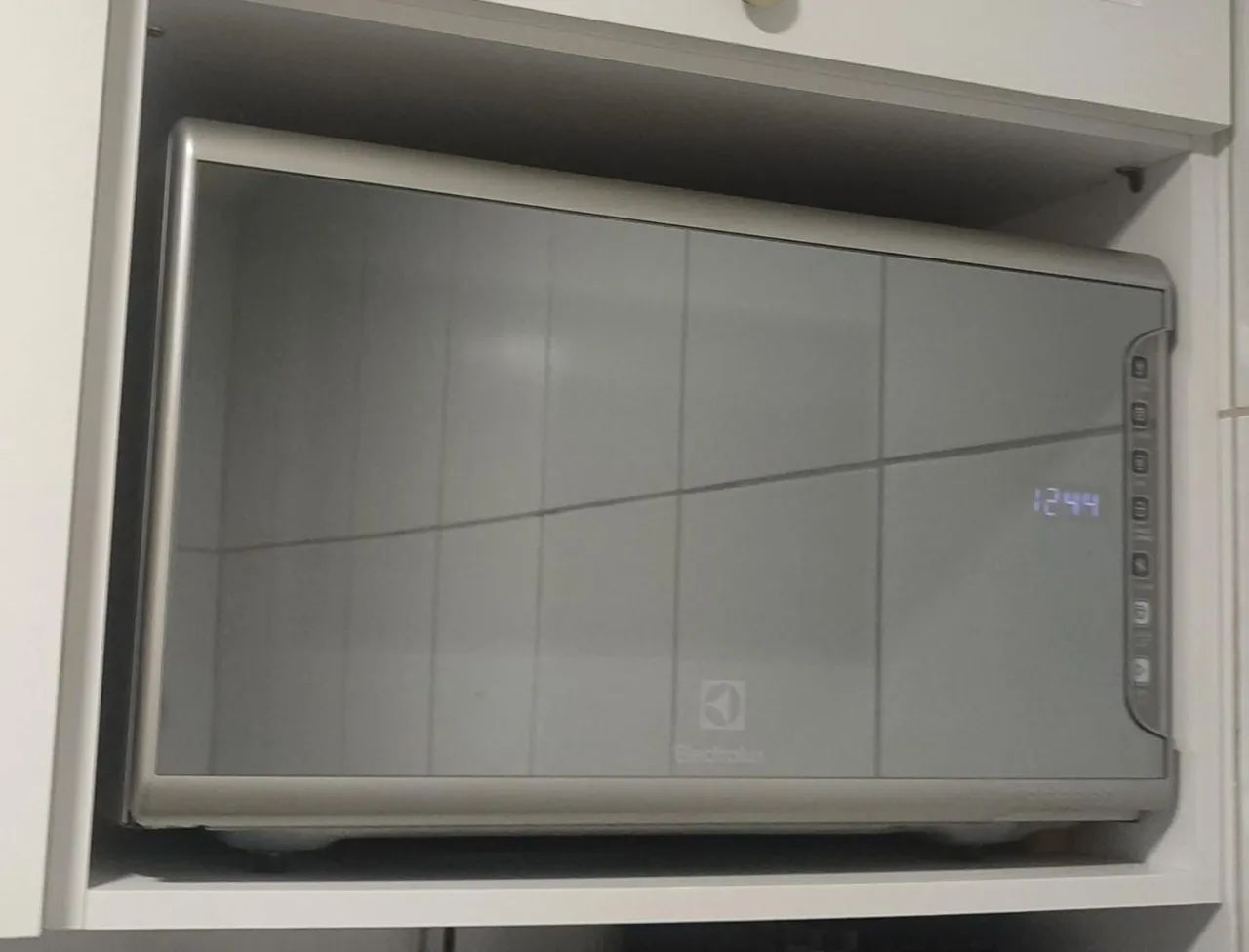 Microondas Eletrolux espelhado 34litros 