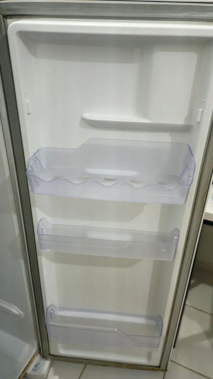 Geladeira Eletrolux  - Foto 4