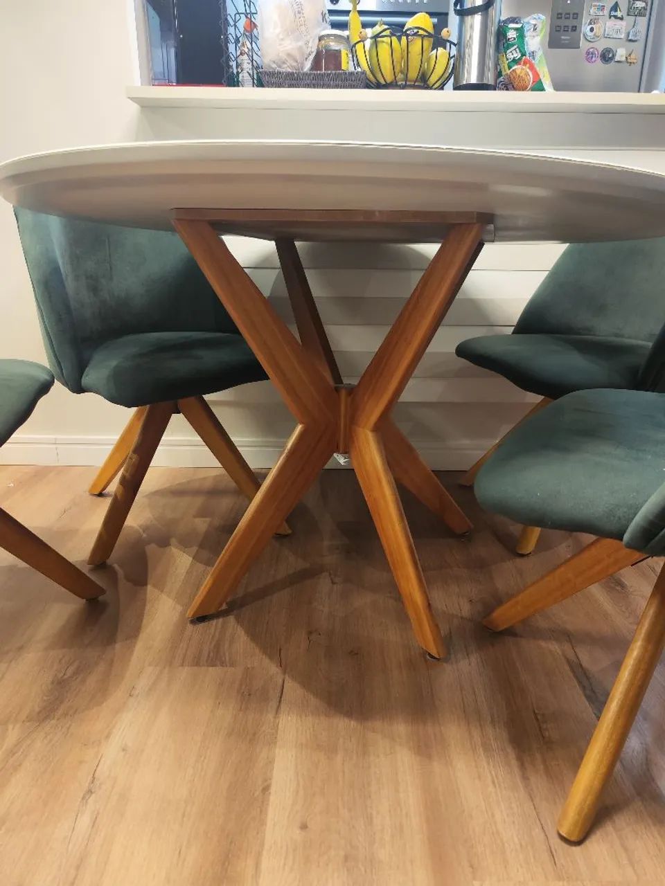 5 Cadeiras em ótimo estado (mesa de brinde) - Foto 4