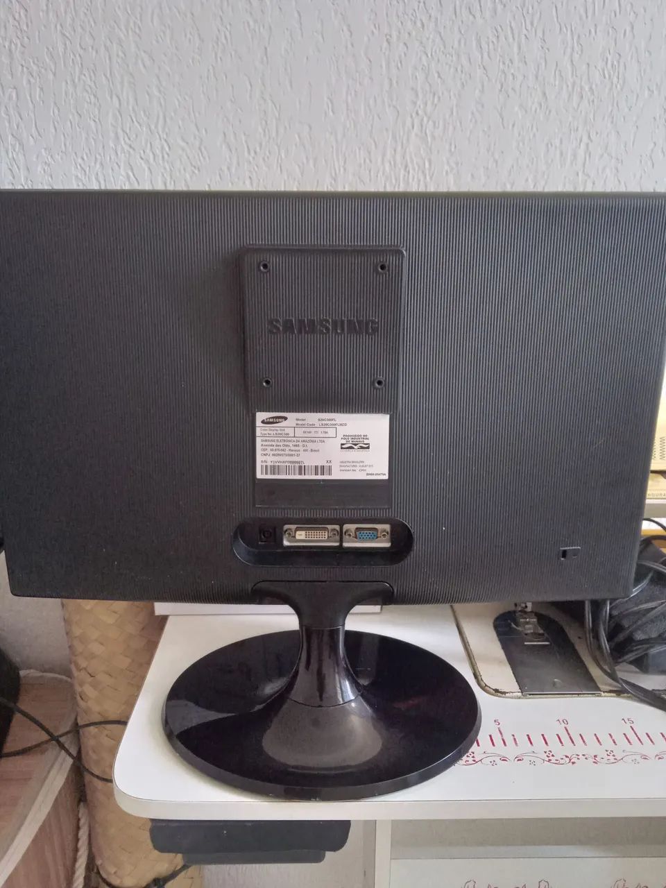 Monitor Samsung em bom estado de conservação  - Foto 2