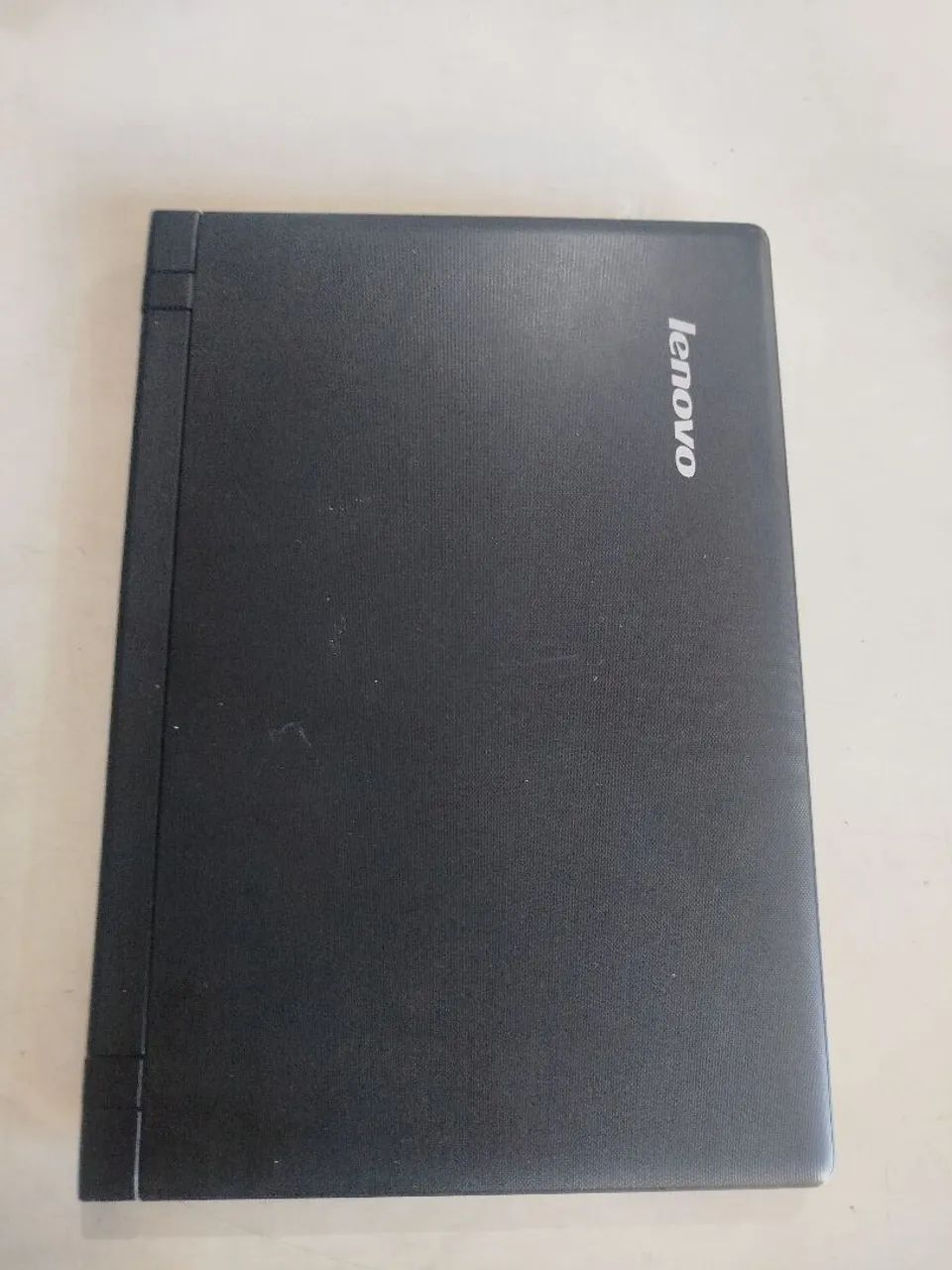 Notebook Lenovo para reparo ou retirada de peças.