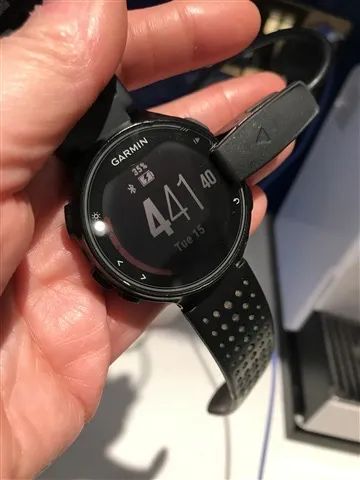 Garmin Fore Runner 235