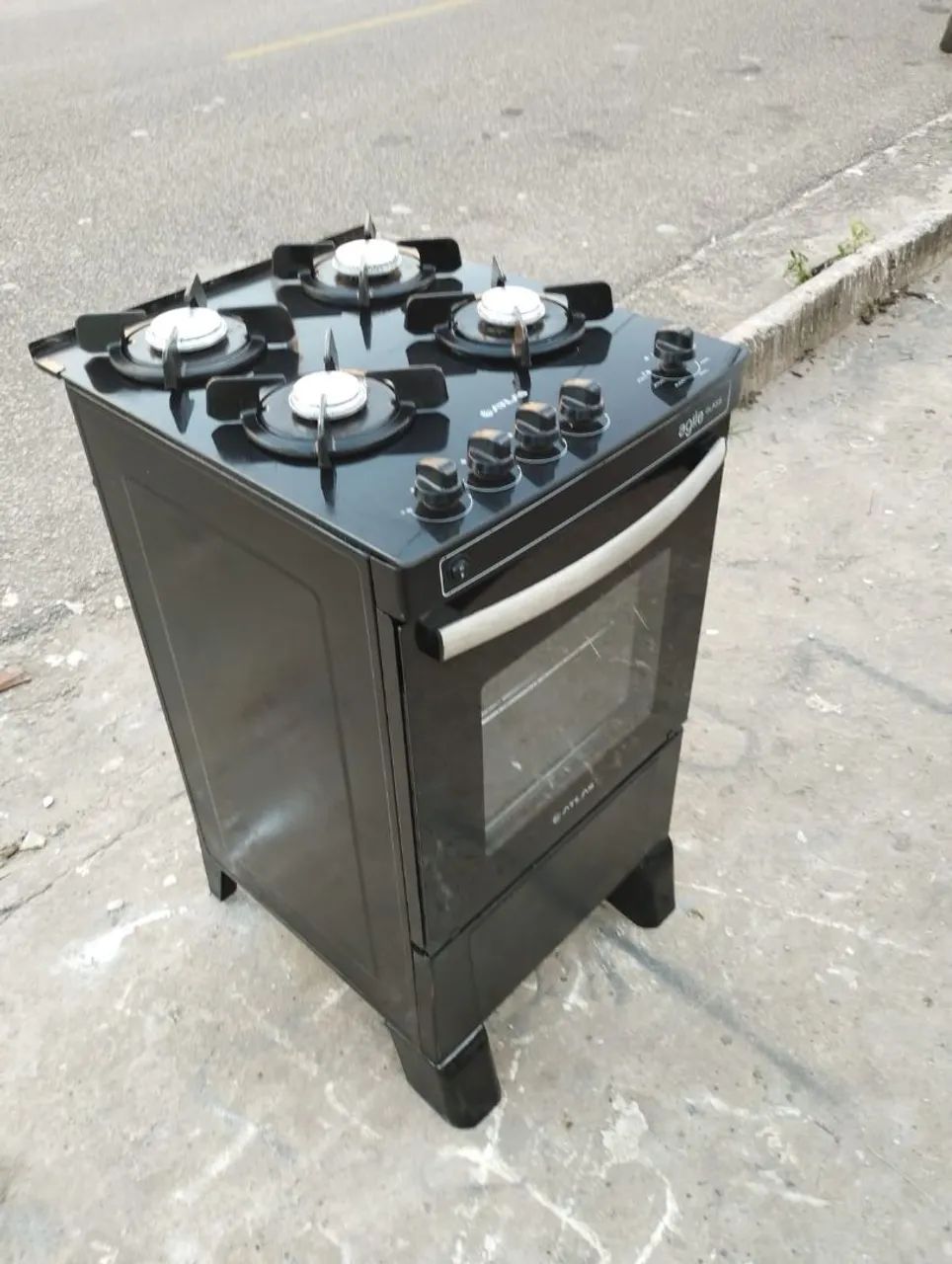 Fogão 4 bocas não é automático  - Foto 4