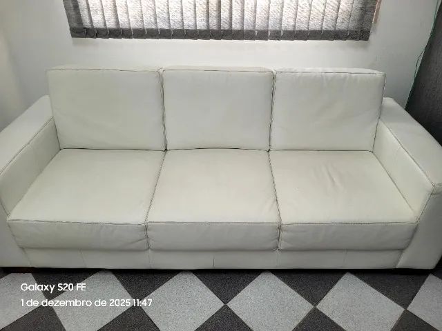 Vendo sofá de 3 lugares