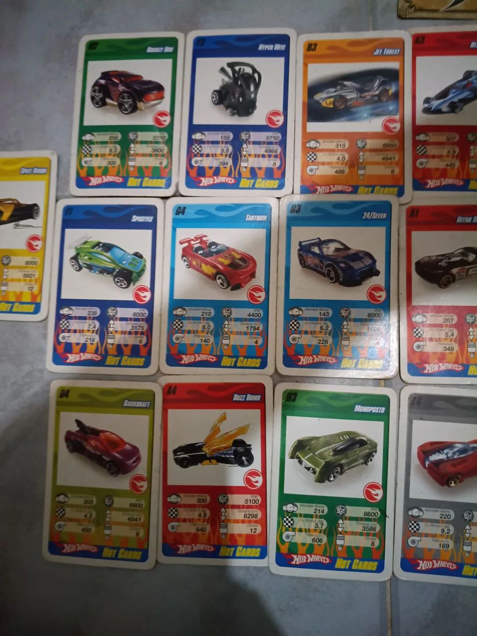 CARDS HOT WHEELS TOP CAU - Foto 3
