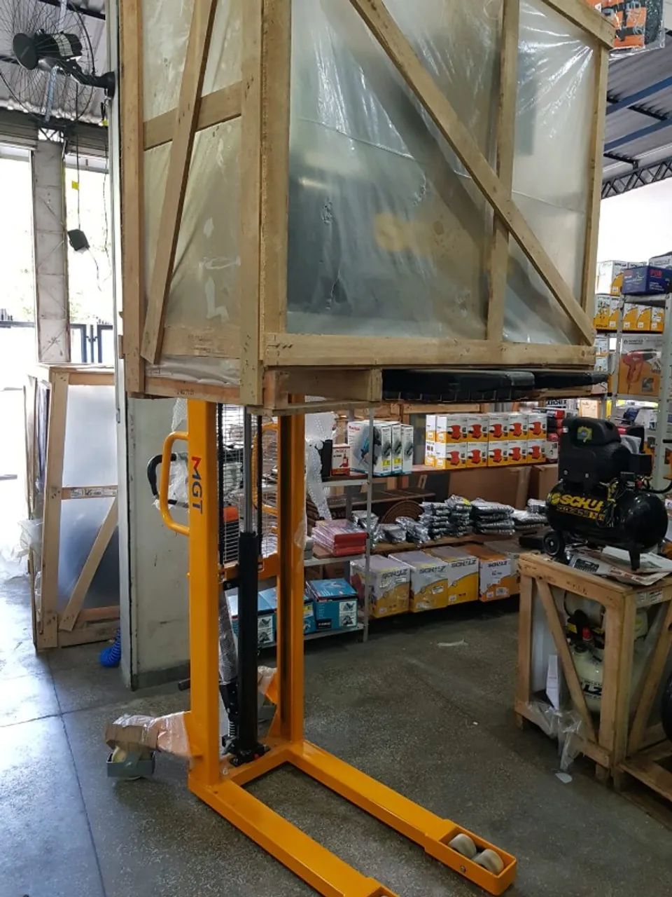 Empilhadeira Manual Menegotti 1.5 Ton - NOVA - Foto 3