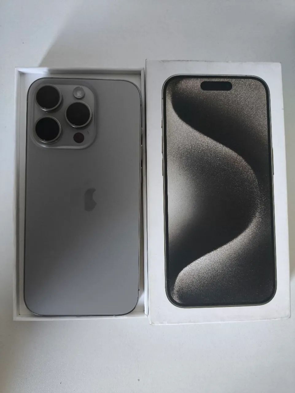 iPhone 15 Pro 256 - Foto 2