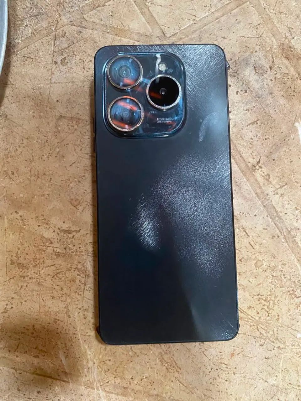 TECNO SPARK 20 Pro - Foto 3