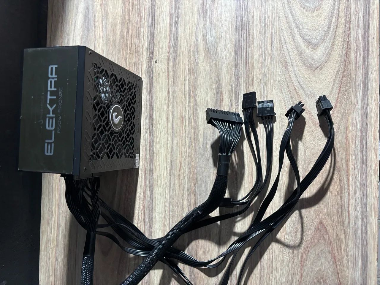 Fonte rise mode 650w