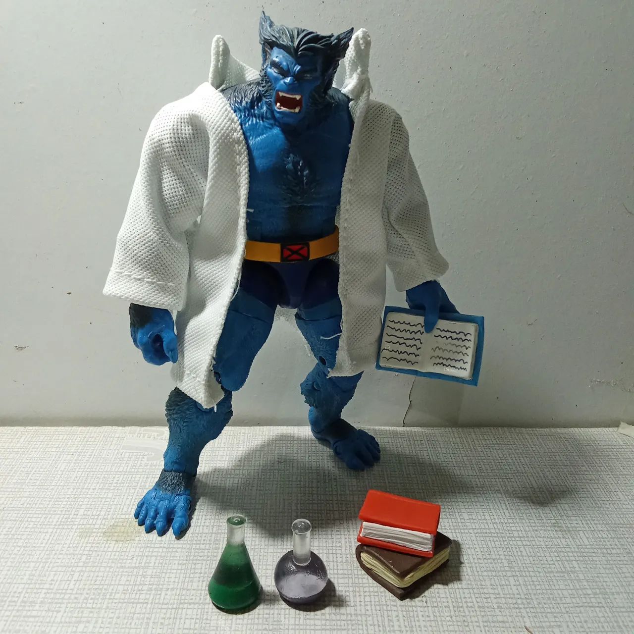 Jaleco e cessórios Fera Beast Marvel legends. - Foto 5