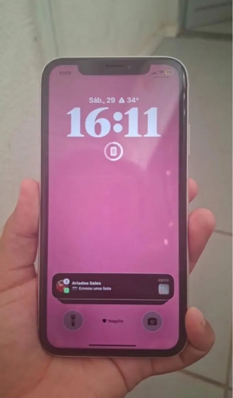 iPhone 11 64g