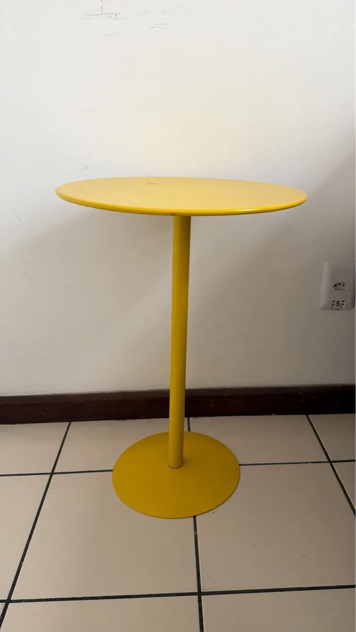 Mesa amarela de canto  - Foto 2
