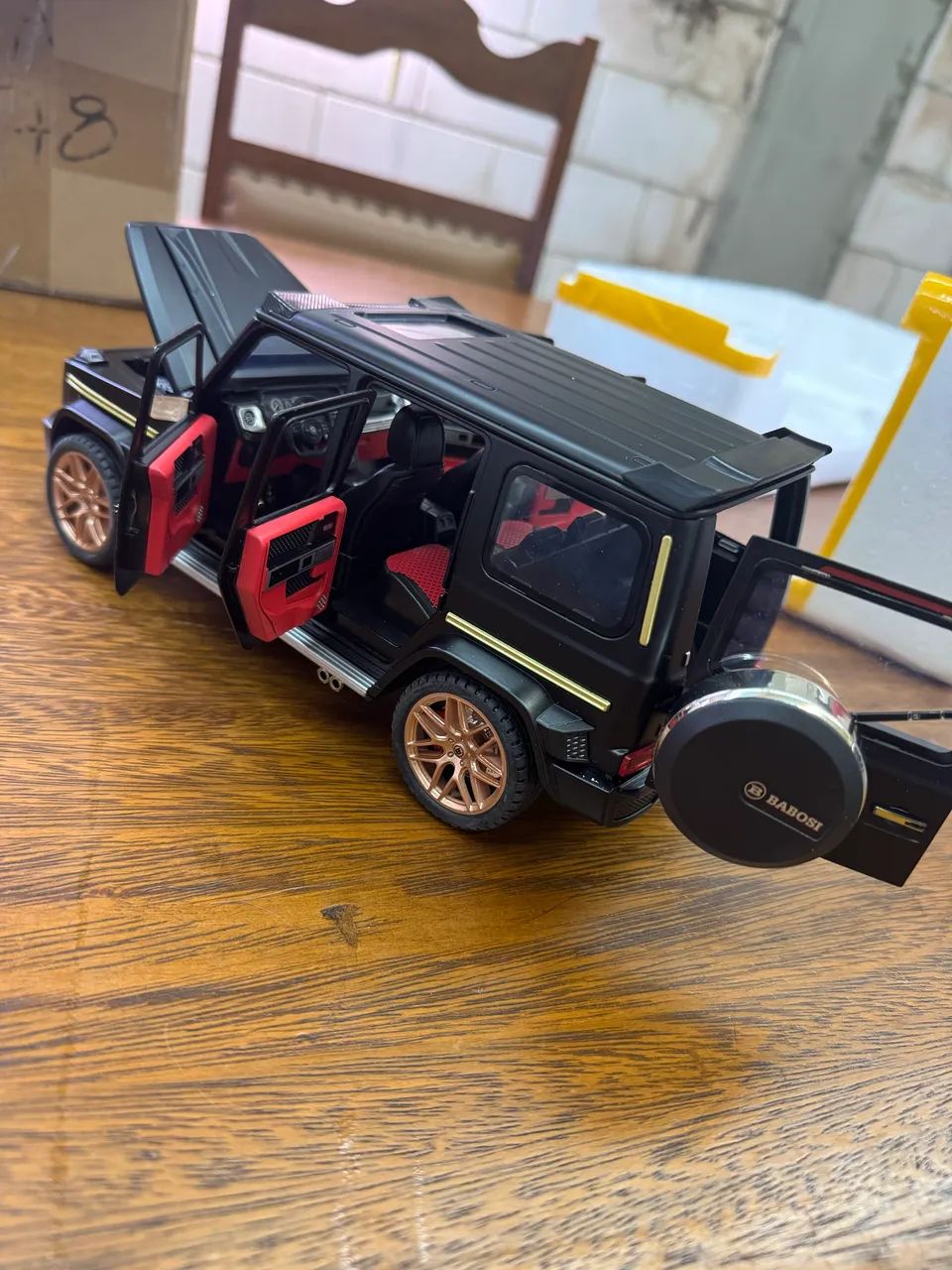 Mercedes Brabus G700 Diecast 1:18 - Foto 3