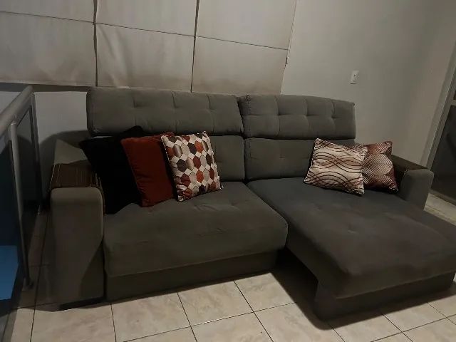 Sofá retrátil cinza  - Foto 2