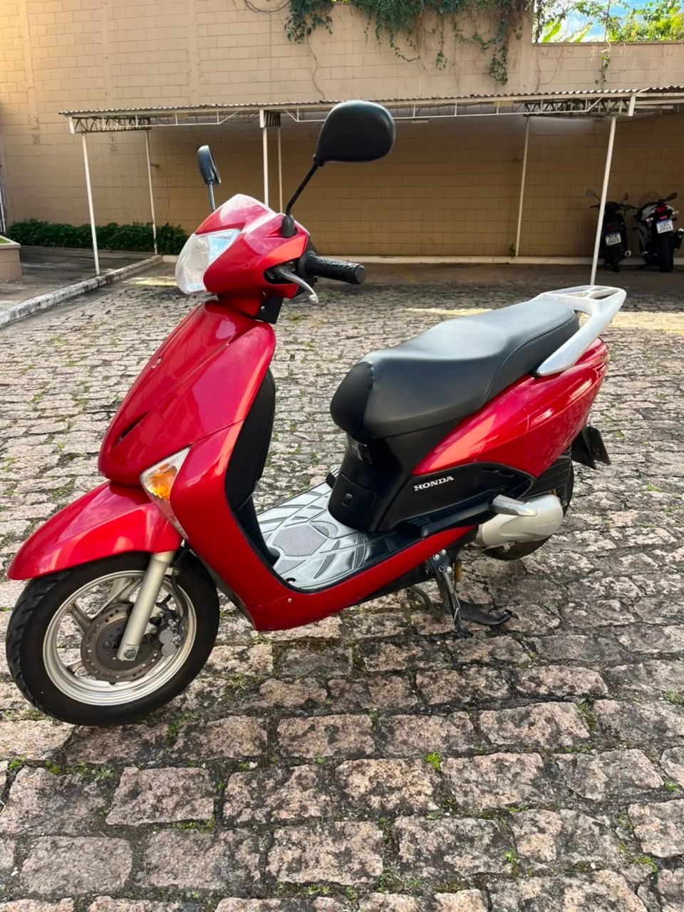 Honda Lead Scooter 