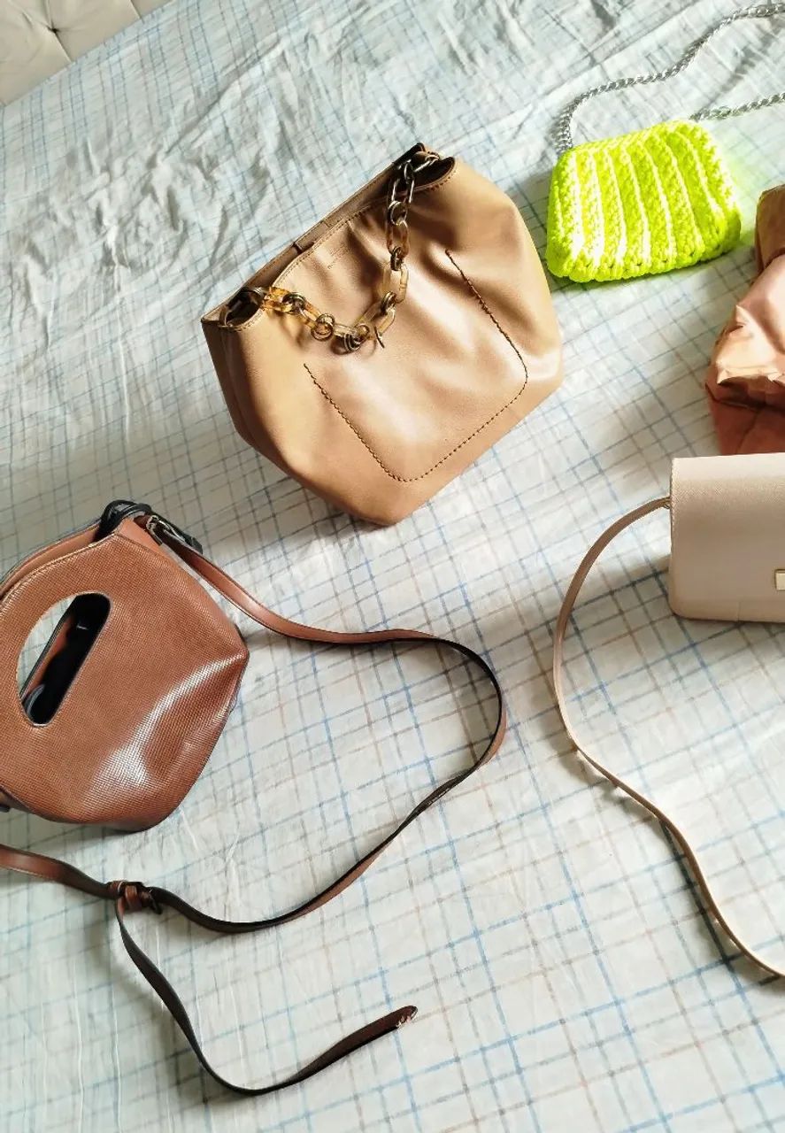Combo 5 bolsas modelos e cores diversas  - Foto 2