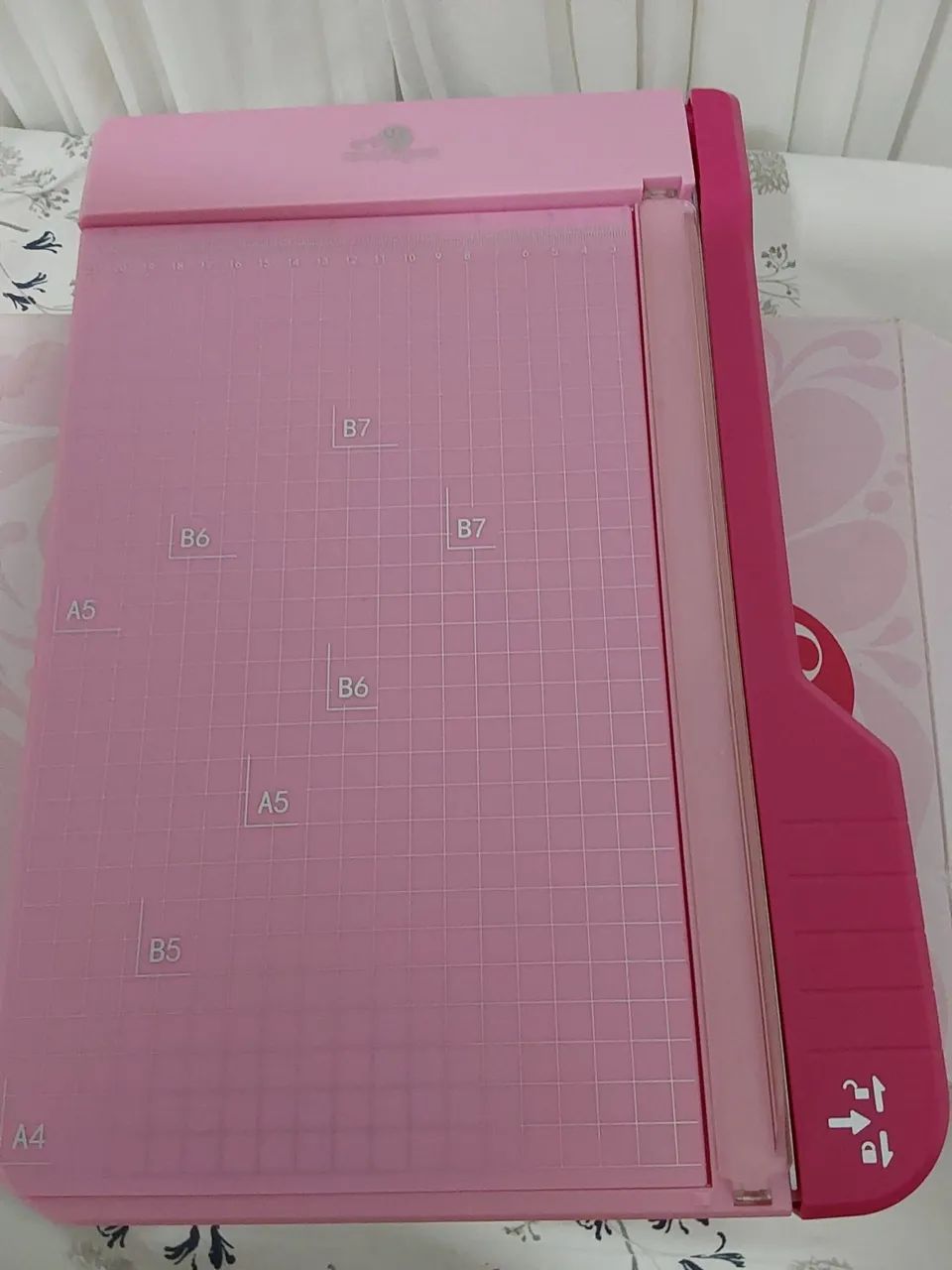 guilhotina na cor rosa - Foto 2