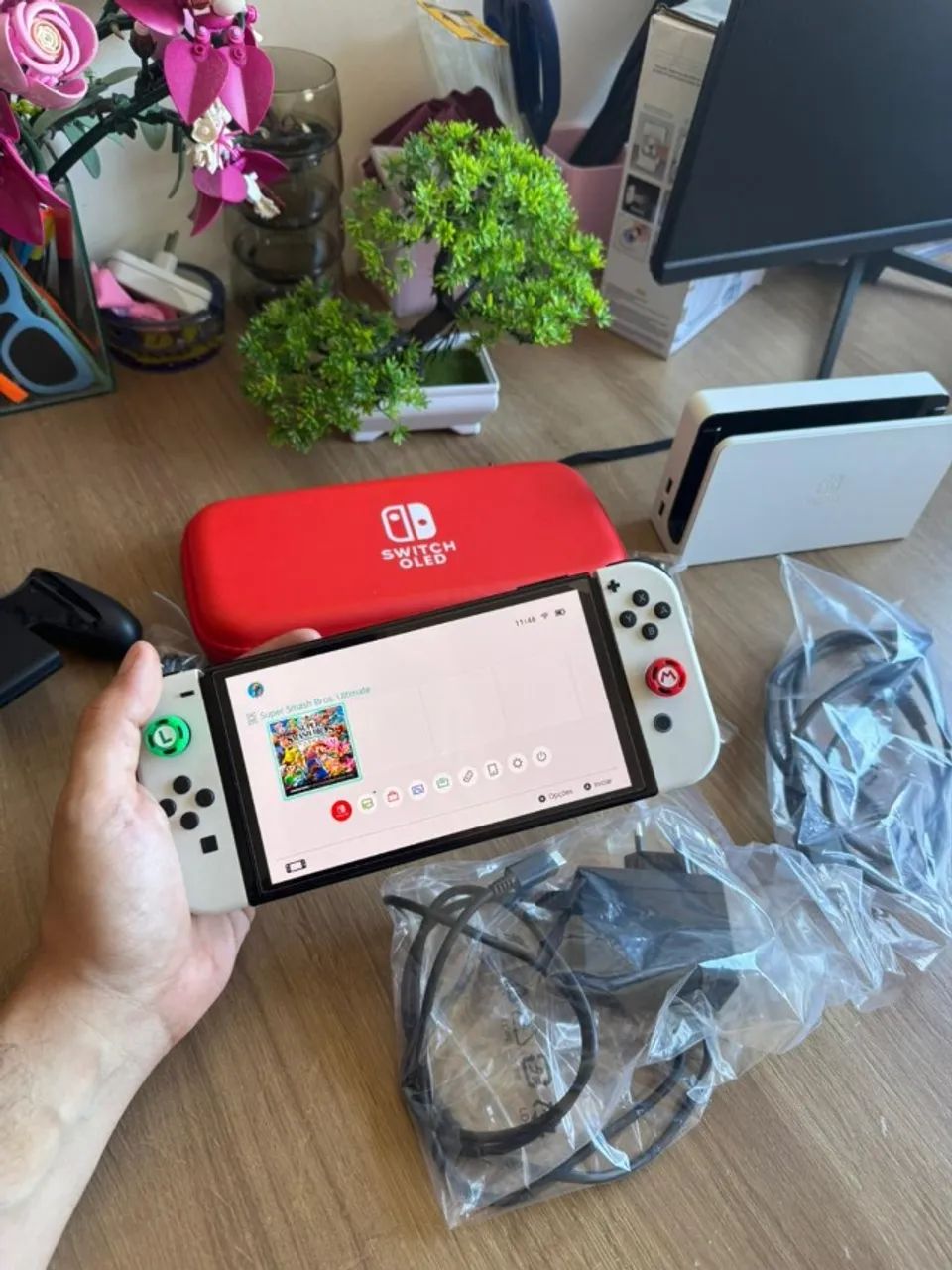 Nintendo Switch OLED branco *com caixa* | Ipanema - RJ |