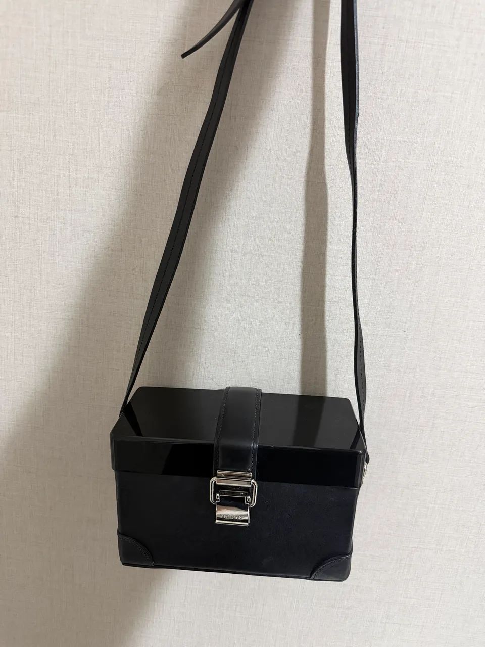 Bolsa Schutz baú em couro  - Foto 4