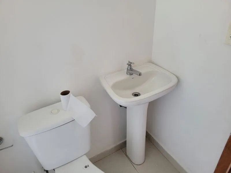 Aluguel - Sobrado geminado com 2 demi-suítes. - Foto 5
