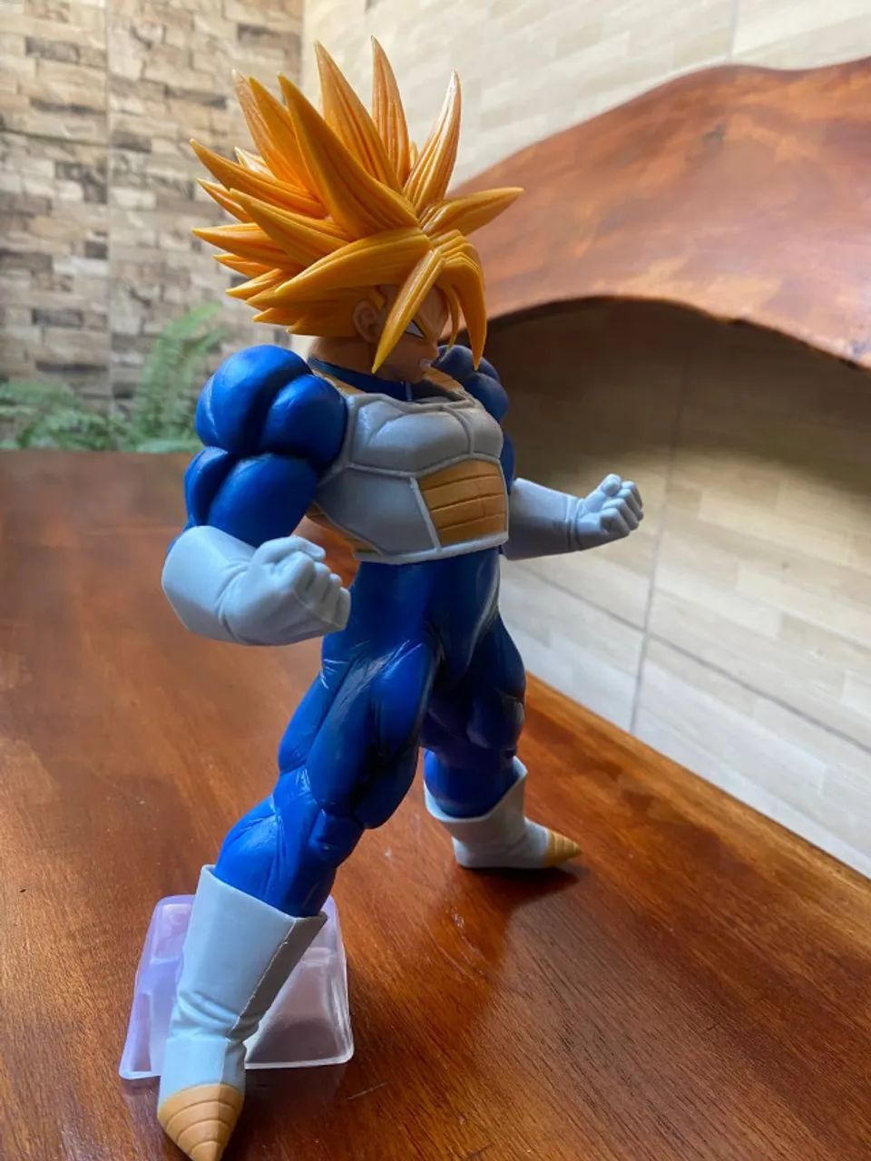 Action Figure Dragon Ball - Super Trunks SJJ 26cm - Foto 4
