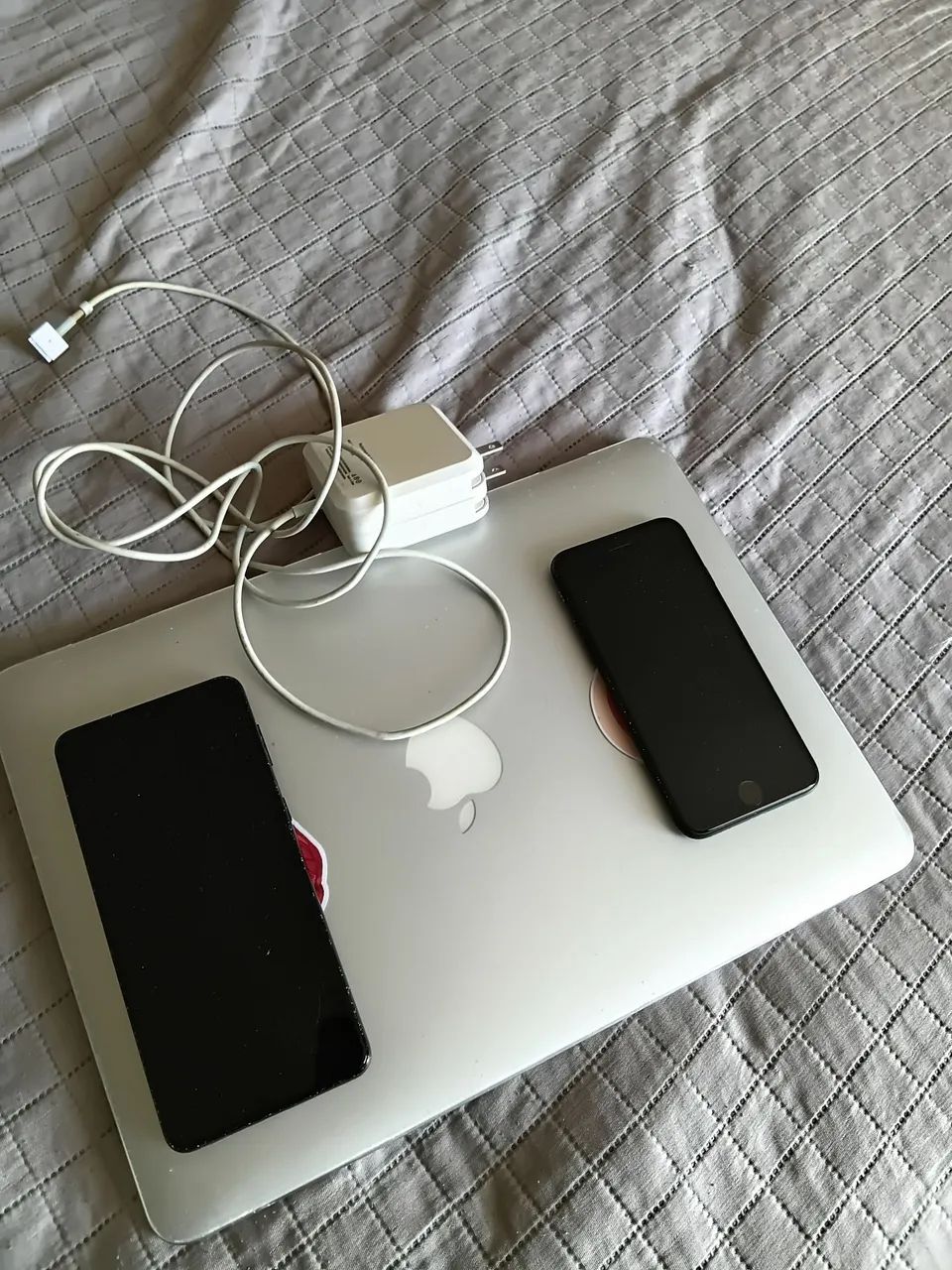 Macbook e celulares sem funcionar 
