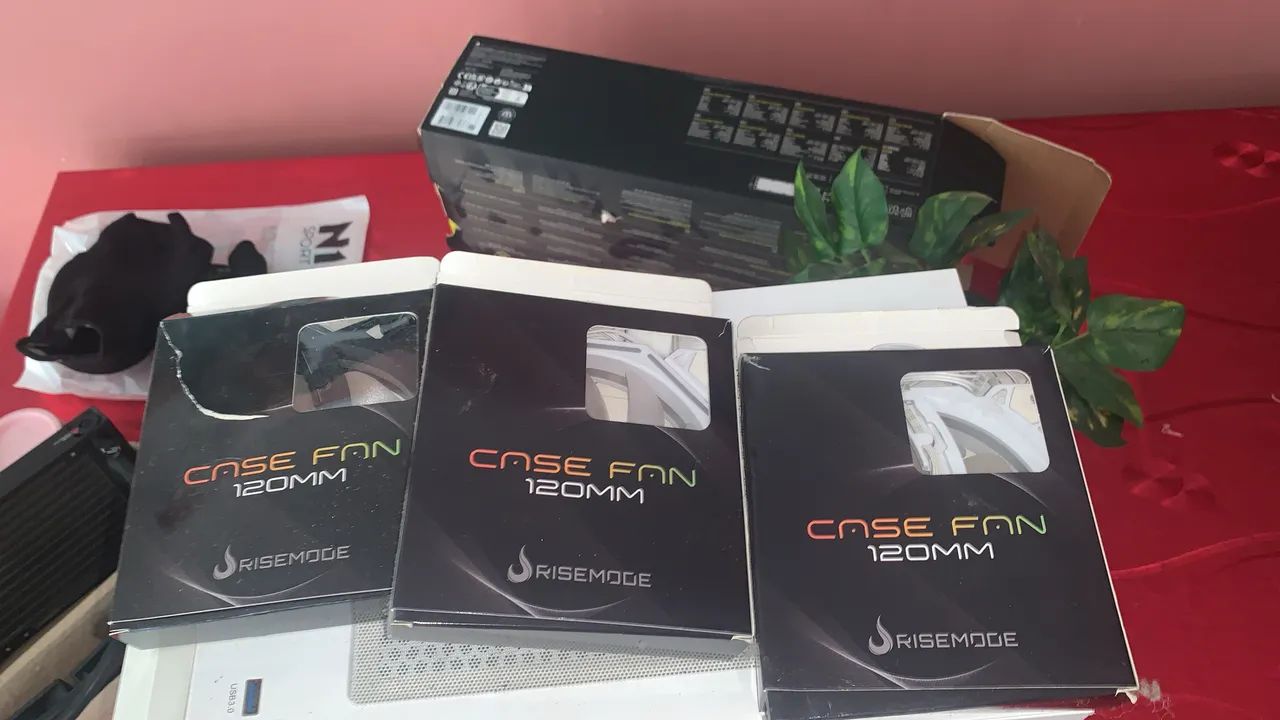 Gabinete risemode branco + 3 fans brancas rgb - Foto 3