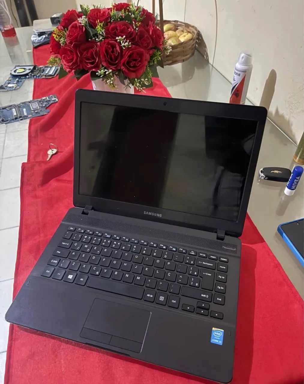 Notebook Samsung i3 , 8 de ram , 500 de hd e bateria boa .. - Foto 2