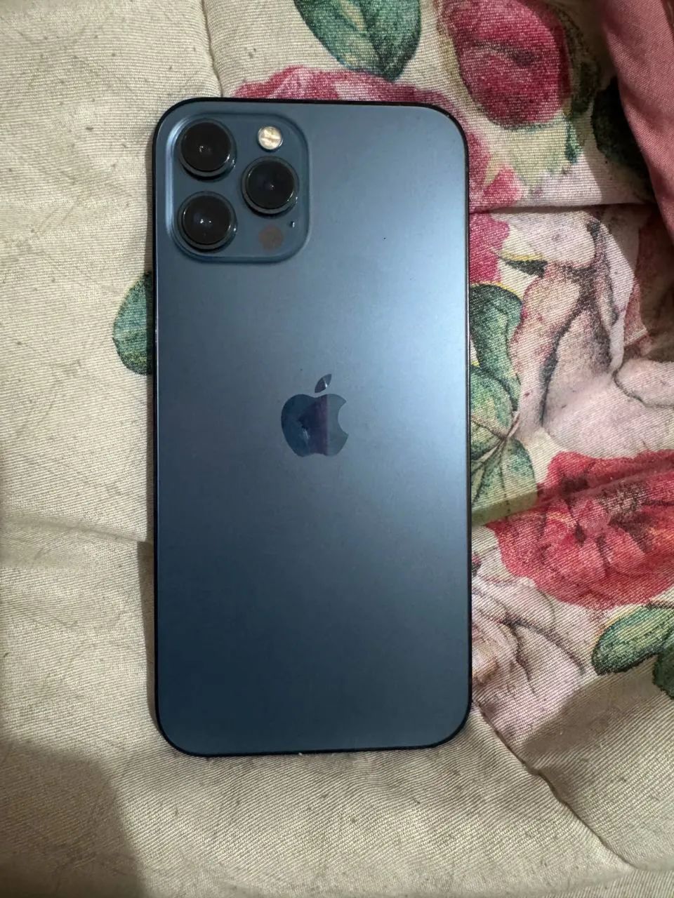 1400 iPhone 12 Pro Max sem Face ID