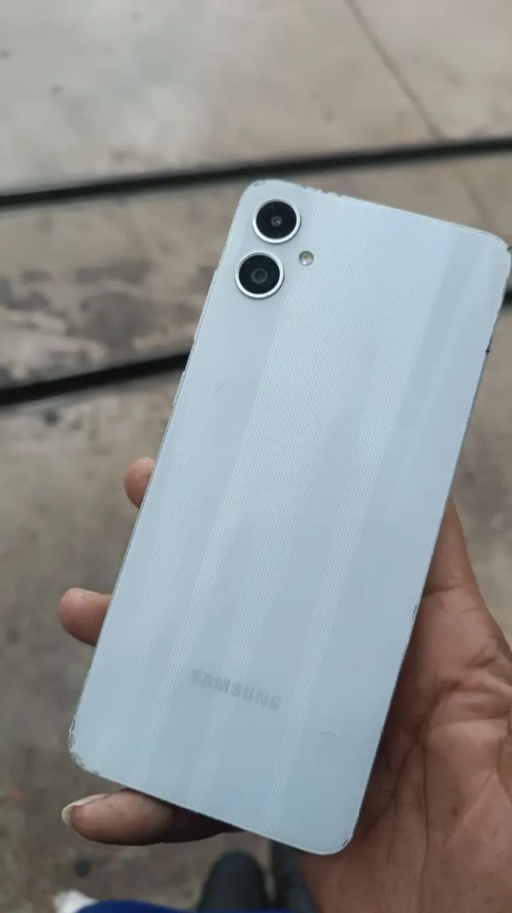 Samsung A05 128g  - Foto 2