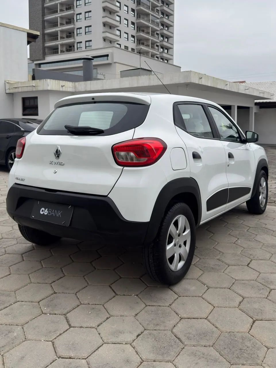 Renault Kwid 1.0 Zen 2018 - Foto 3